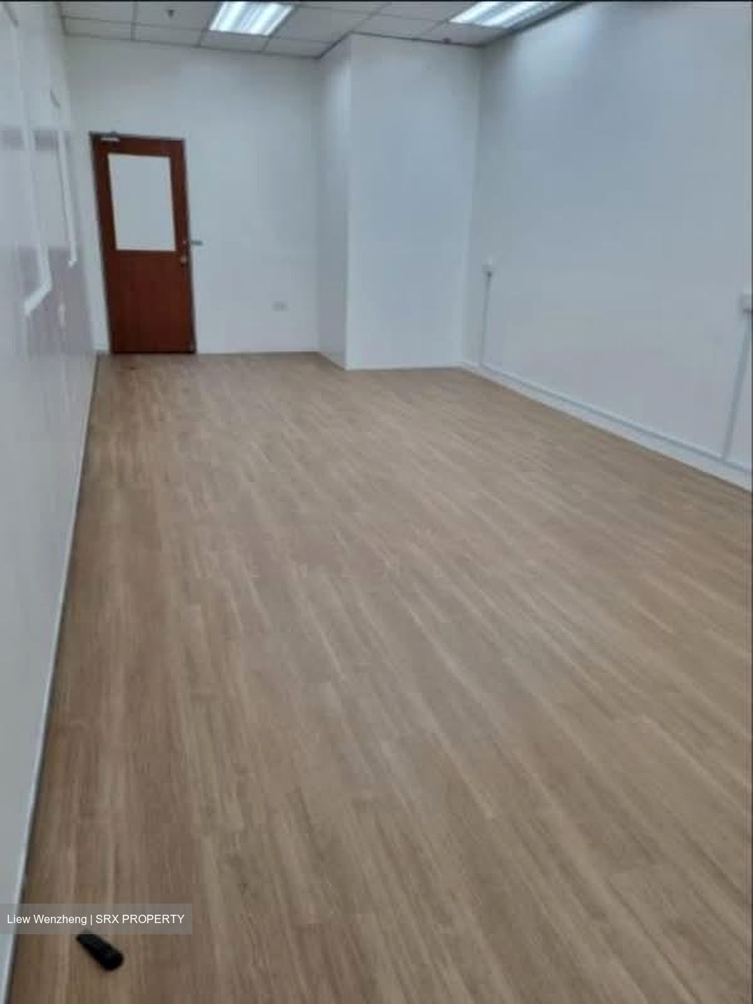 Tat Ann Building (D20), Factory #573433021